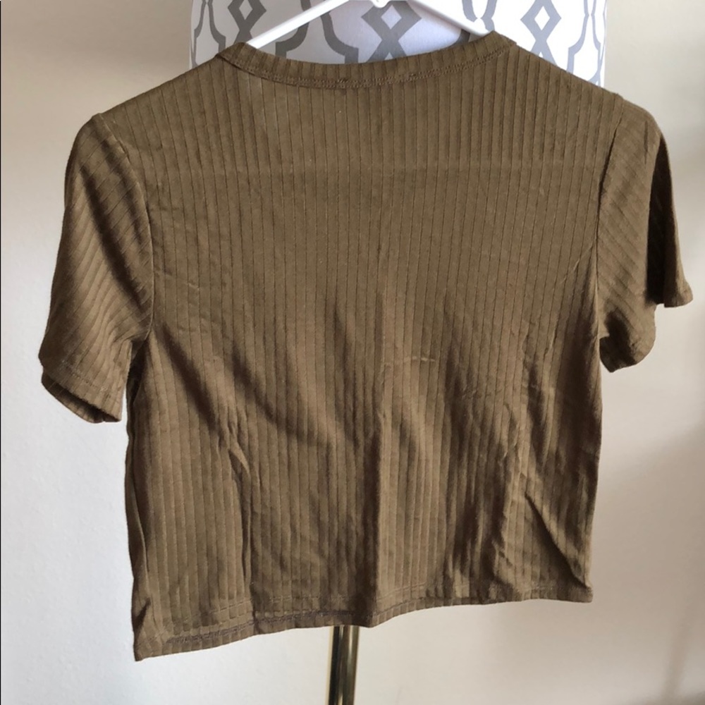 Top - Picture 2 of 2